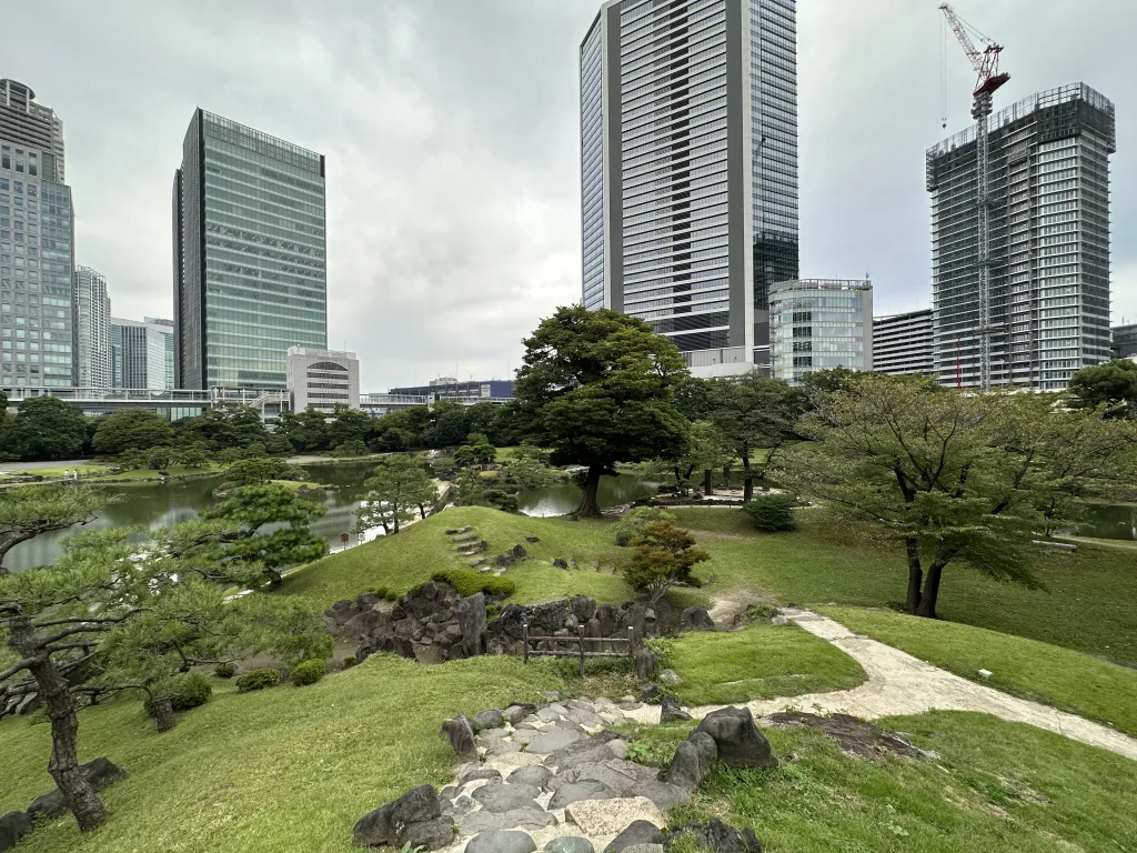 旧芝離宮恩賜庭園の全景