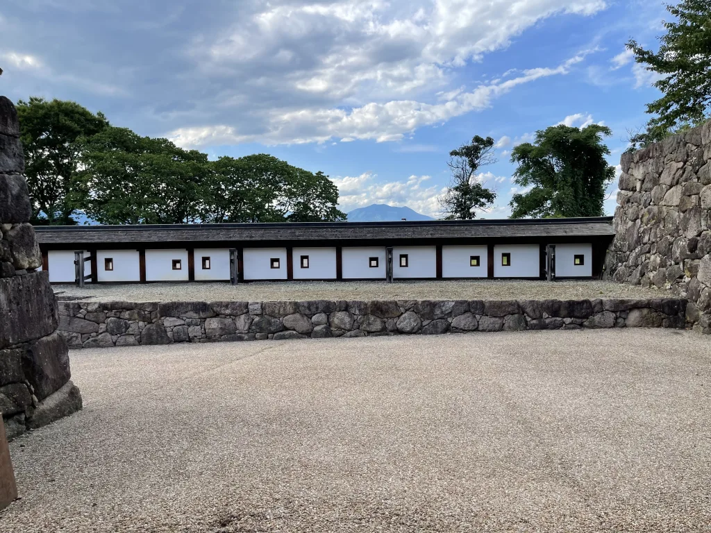 松代城址の塀