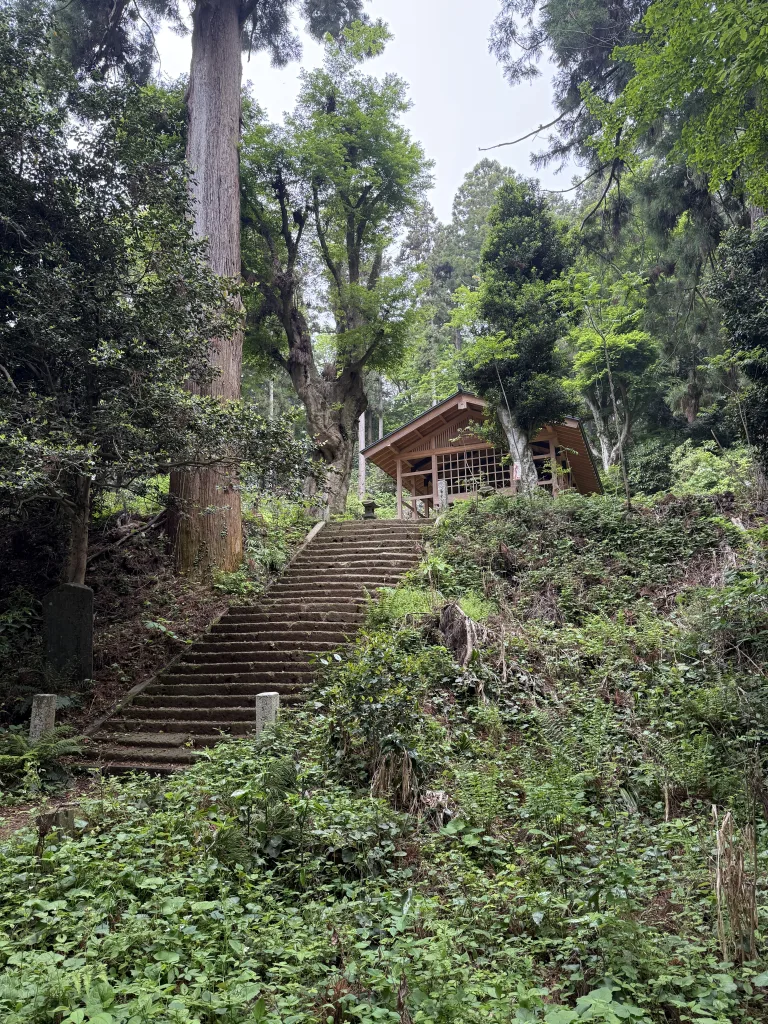 八王子神社の外観