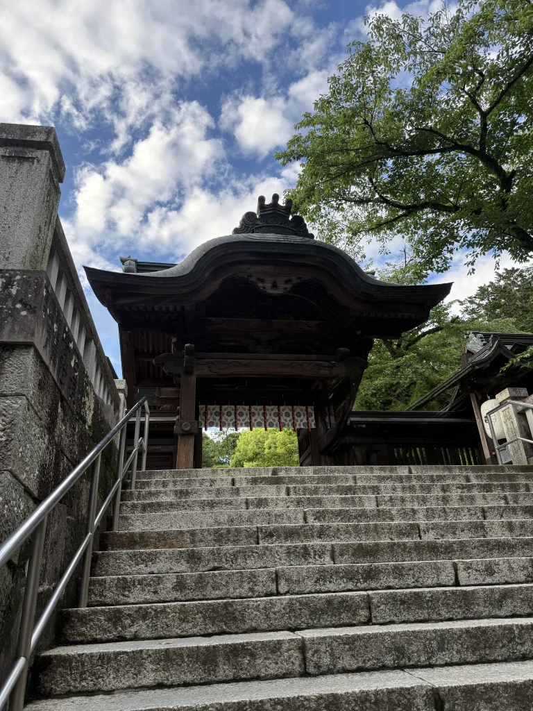 宇都宮二荒山神社の神門