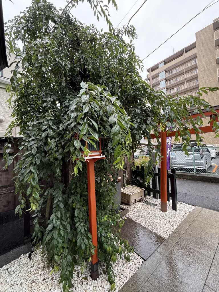 幸町弁財天の手洗舎