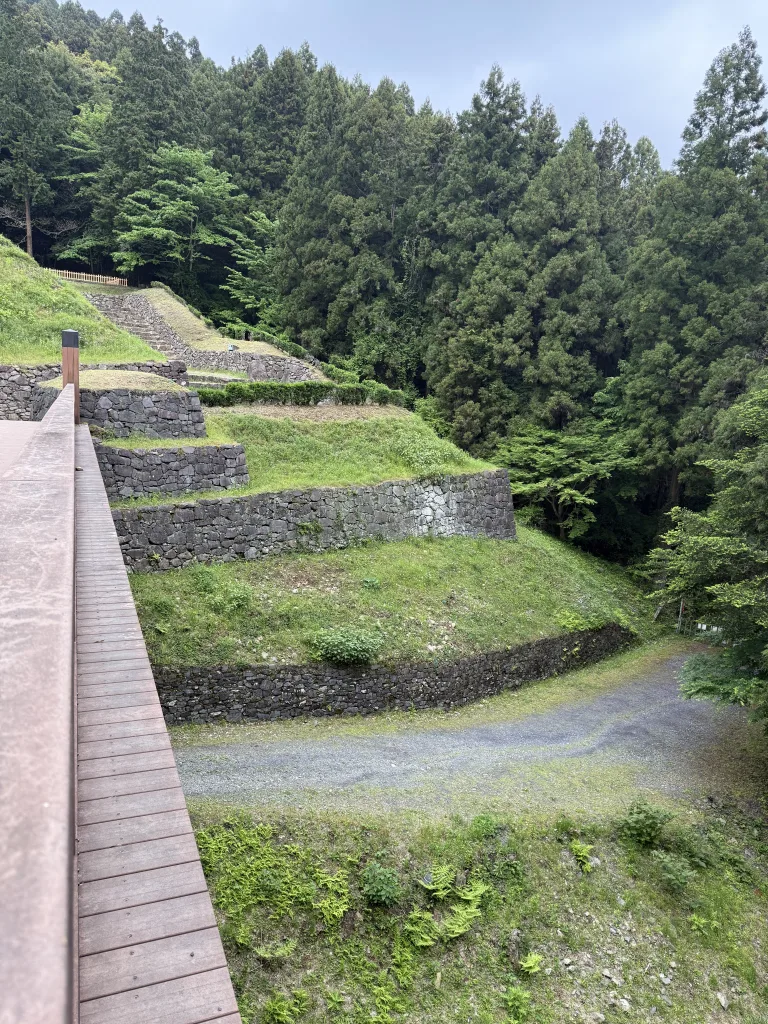八王子城御主殿跡の石垣
