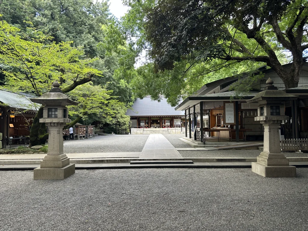 乃木神社拝殿全景