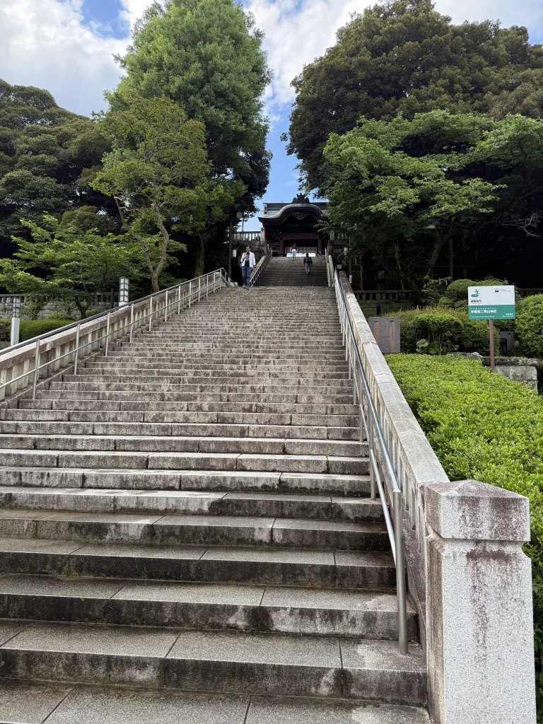 宇都宮二荒山神社の階段